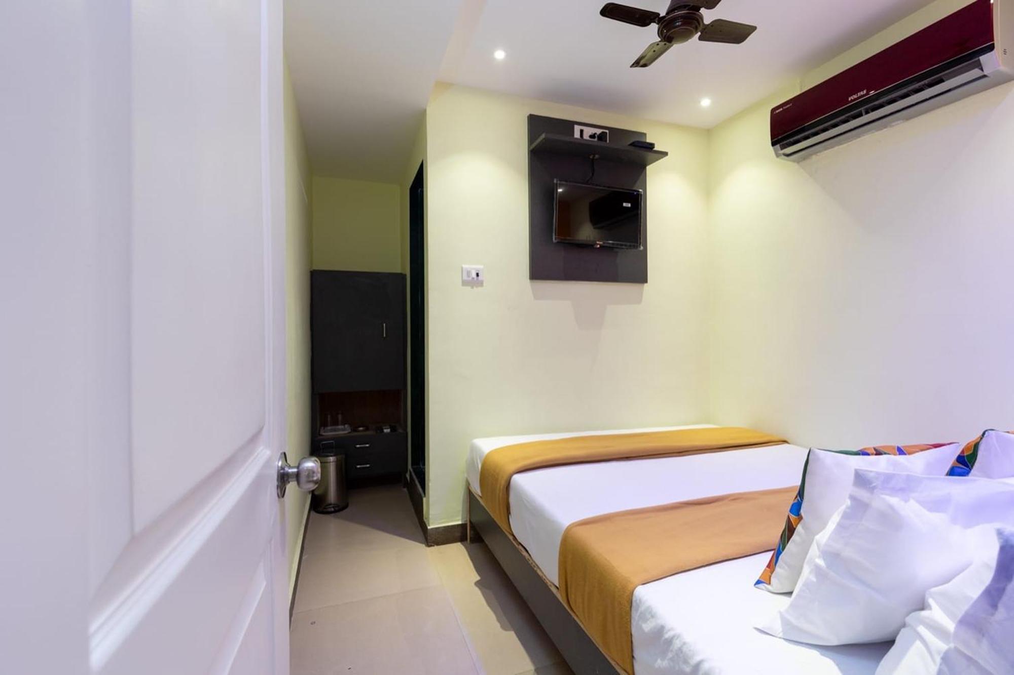 Hotel Shera Residency 孟买 外观 照片